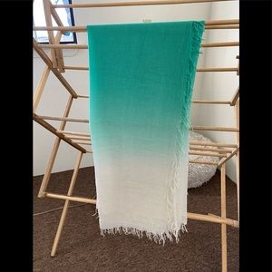 EUC Beautiful Green+White Ombré Pashmina, Shawl